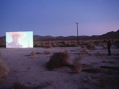 Douglas Gordon «5 year drive-by»