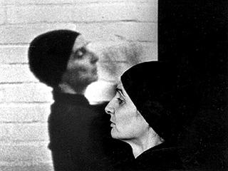 Nan Hoover «Movement in Dark»