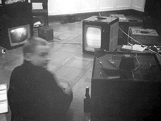 Nam June Paik «Exposition of Music – Electronic Television» | Participation TV