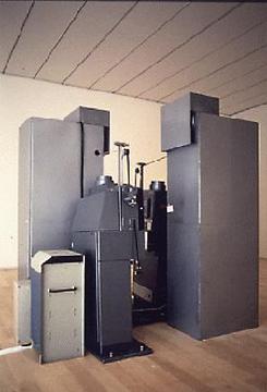 Dan Graham «Body Press»