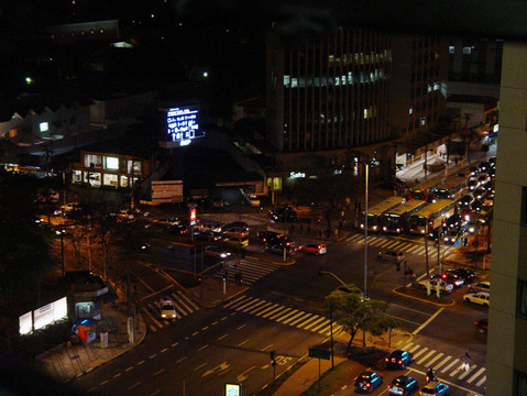 Giselle Beiguelman «Poetrica» | São Paulo, Avenida Reboucas