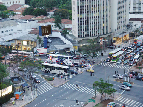 Giselle Beiguelman «Poetrica» | São Paulo, Avenida Reboucas