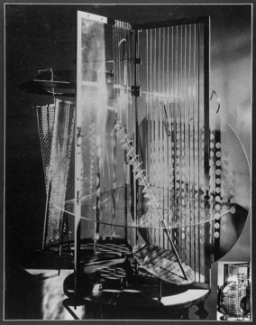 László Moholy-Nagy «Light Display: Black-White-Grey» | Light prop for Licht-Raum-Modulator