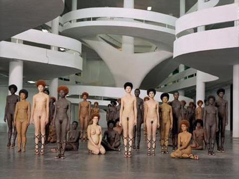 Vanessa Beecroft «VB 50»