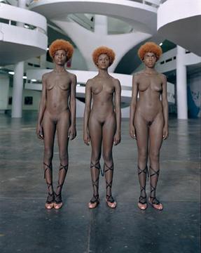 Vanessa Beecroft «VB 50»